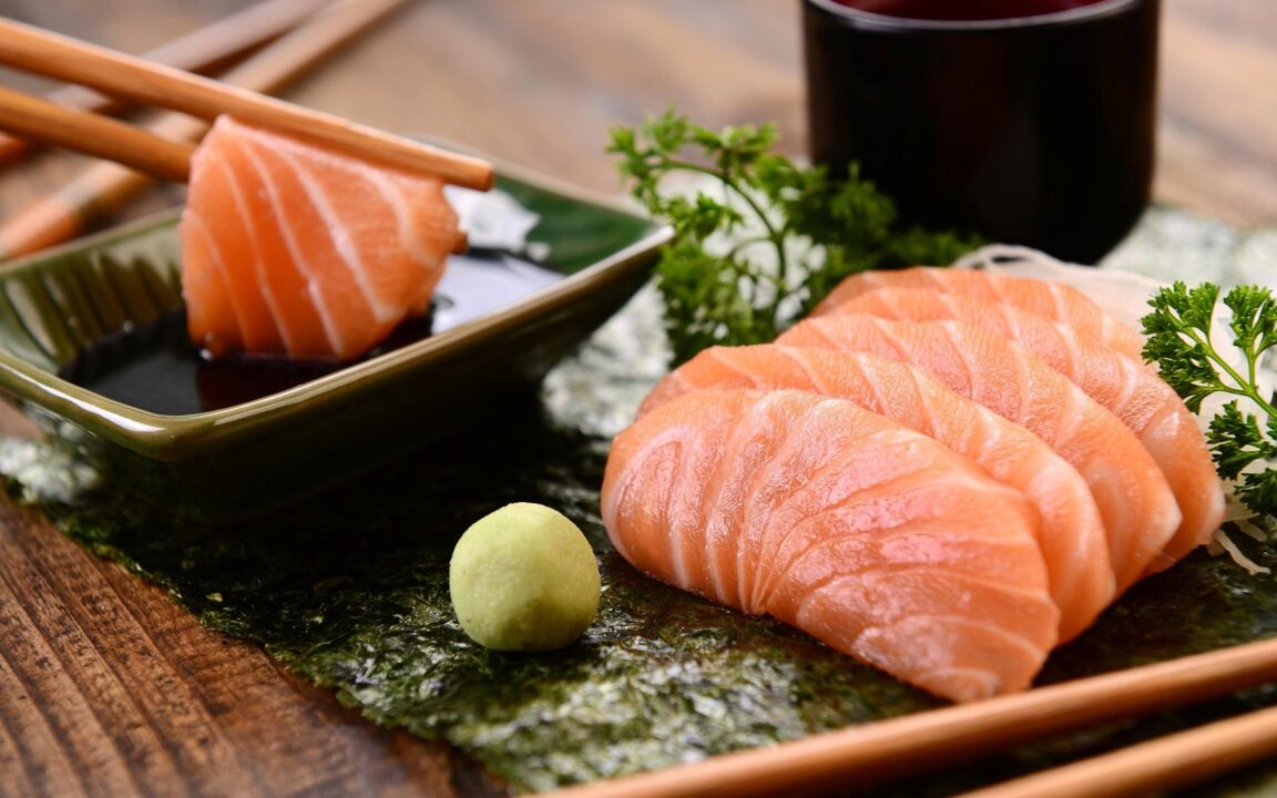 Žuvis yra vienas iš pagrindinių japonų mitybos elementų, išskyrus riebias rūšis, tokias kaip lašiša. 